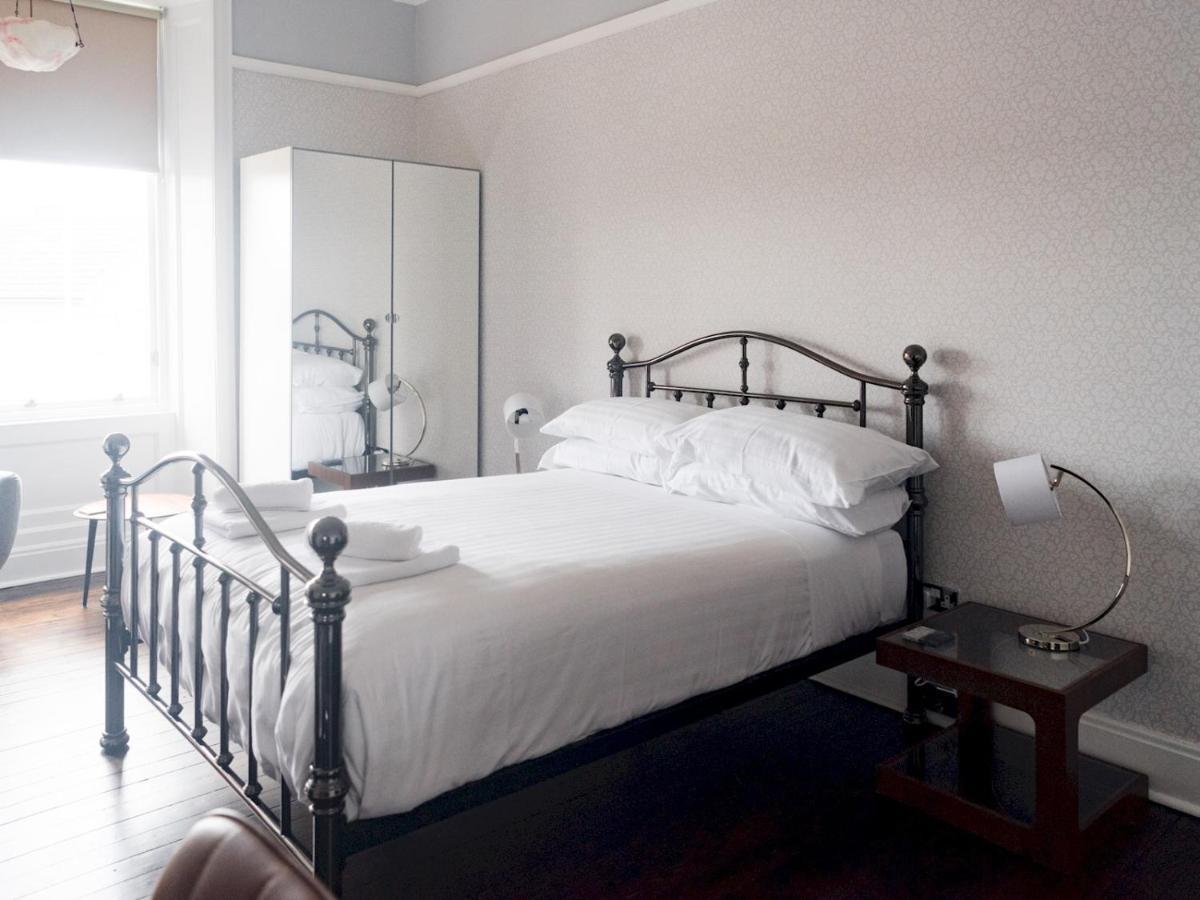 Pass The Keys Beautiful, Traditional 2 Bed Flat W Free Parking Glasgow Eksteriør billede