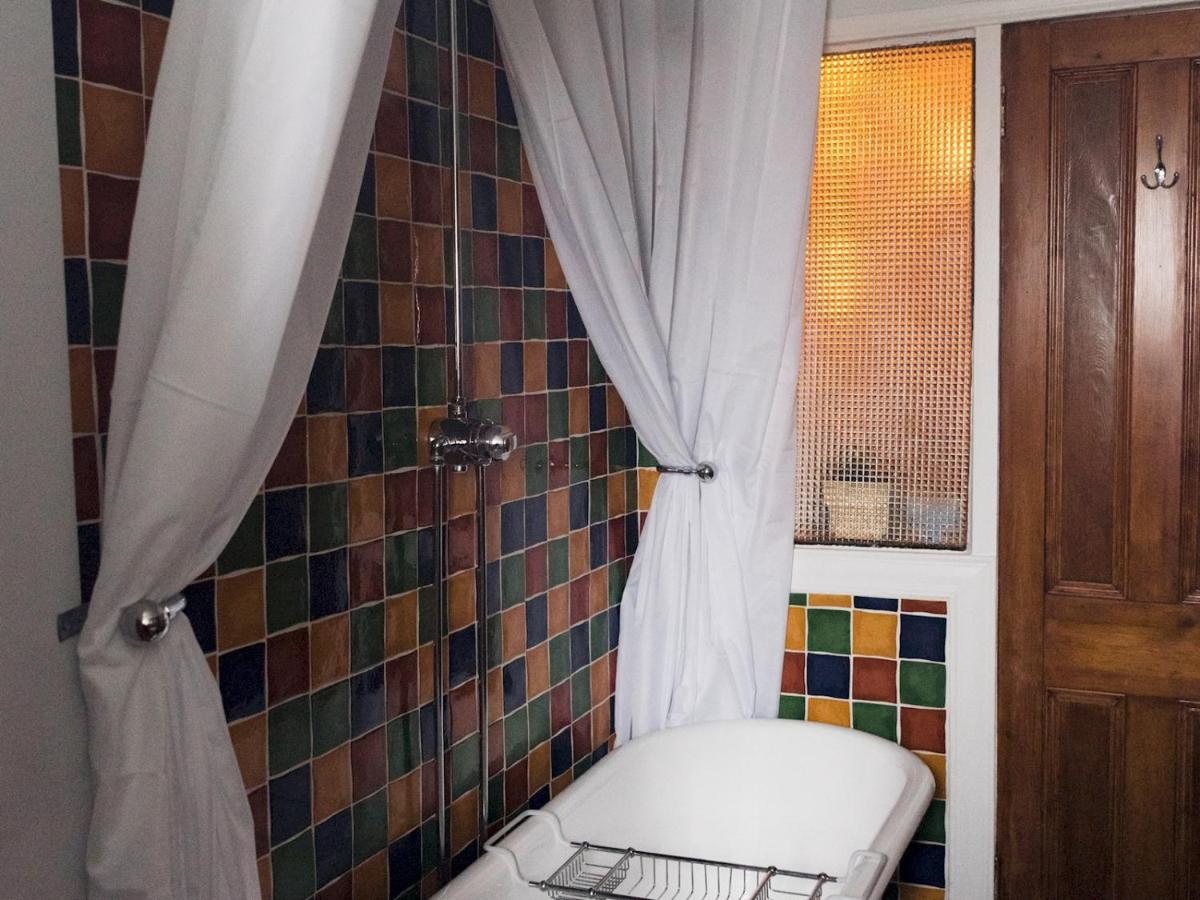 Pass The Keys Beautiful, Traditional 2 Bed Flat W Free Parking Glasgow Eksteriør billede