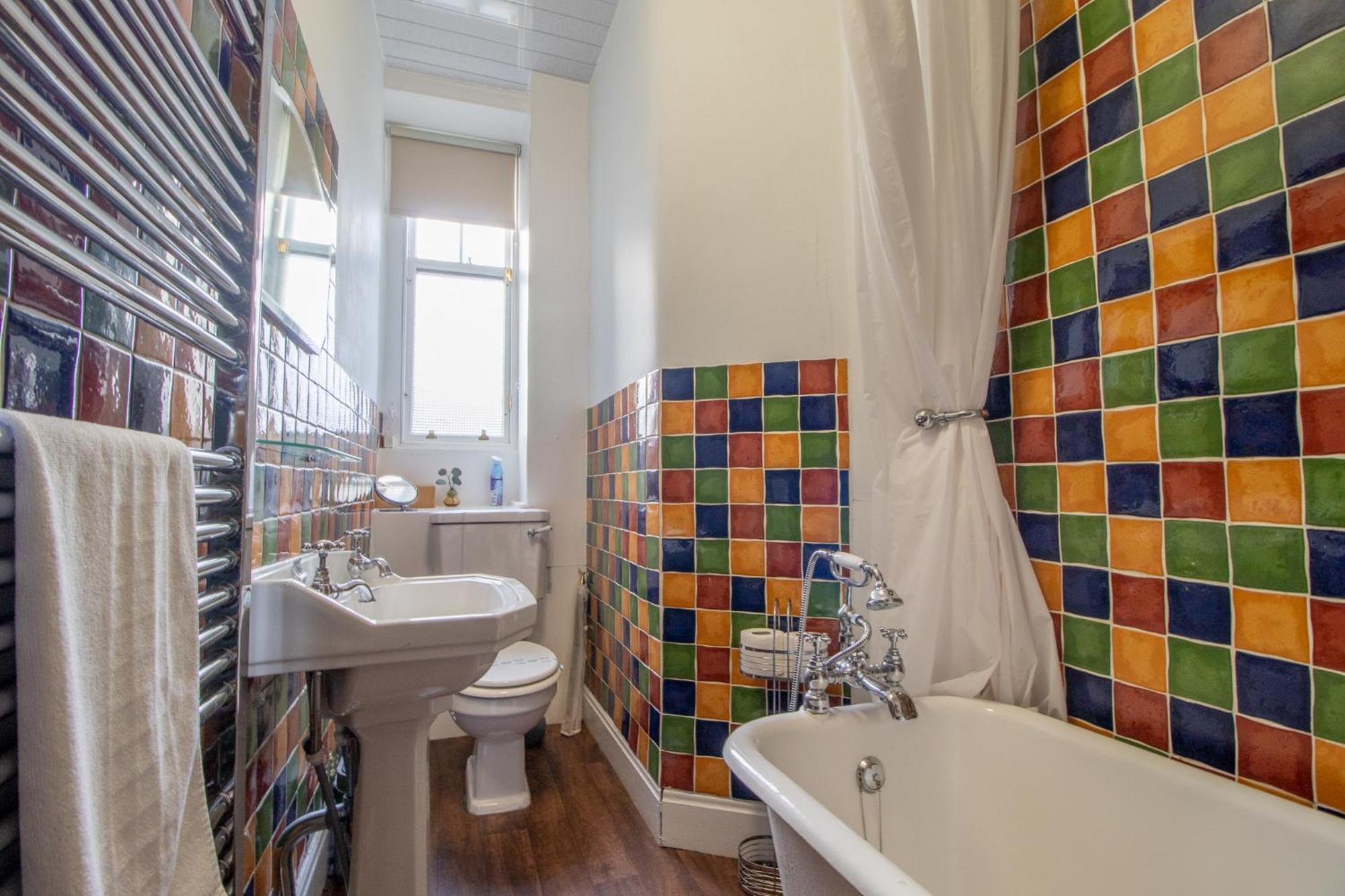 Pass The Keys Beautiful, Traditional 2 Bed Flat W Free Parking Glasgow Eksteriør billede